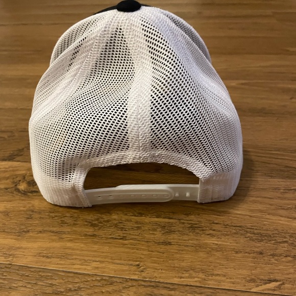 MuscleForce hat - Picture 3 of 4